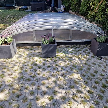 Four Flowers Apartman Шиофок Экстерьер фото