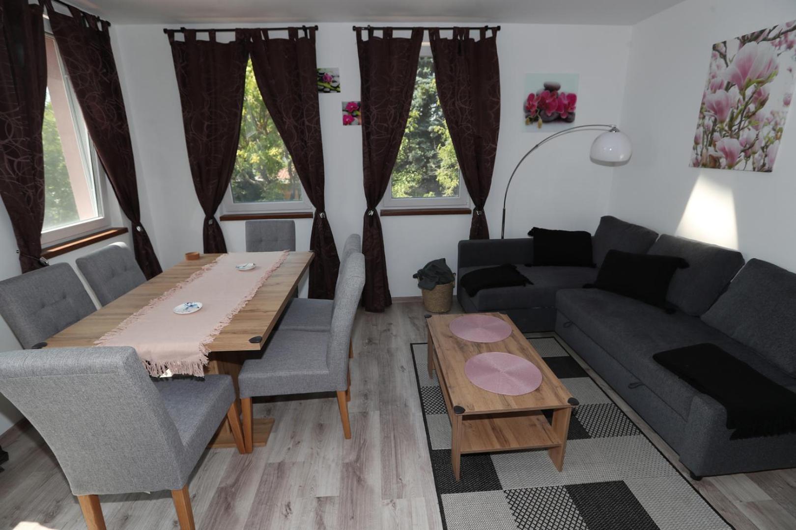Four Flowers Apartman Шиофок Экстерьер фото