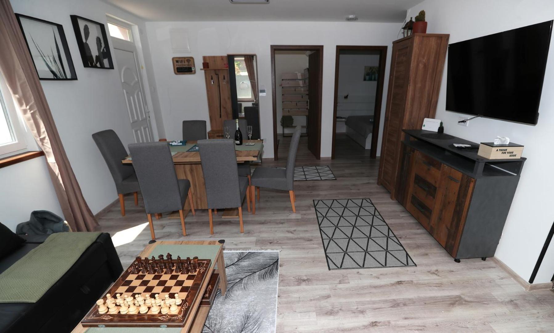 Four Flowers Apartman Шиофок Экстерьер фото