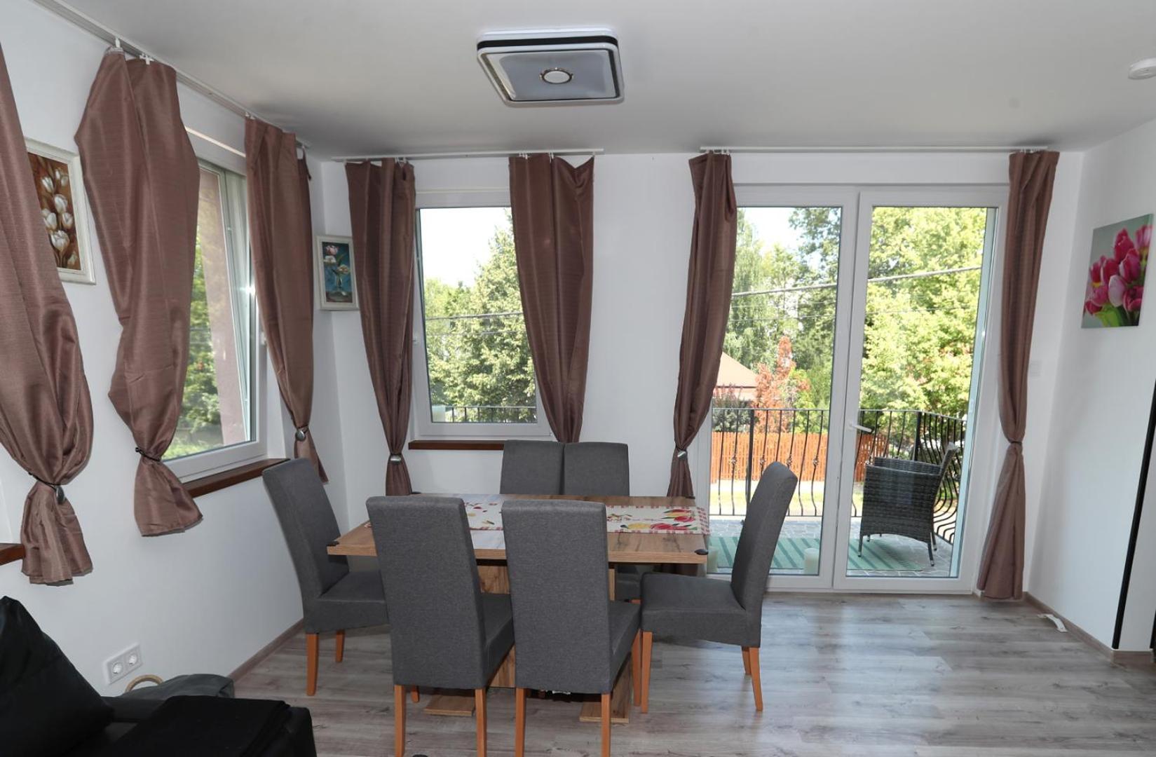 Four Flowers Apartman Шиофок Экстерьер фото